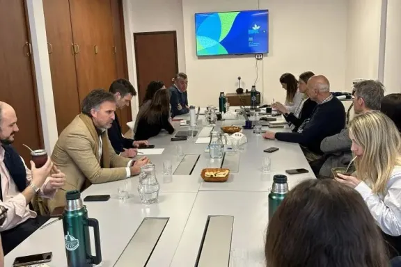 Proyecto de ley: Diputados entrerrianos participaron de una jornada técnica sobre aplicación de fitosanitarios