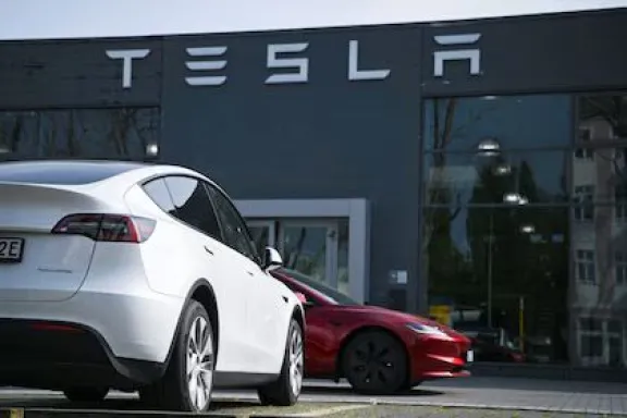 Tesla desembarcó en Uruguay con la apuesta de acelerar la adopción de autos eléctricos