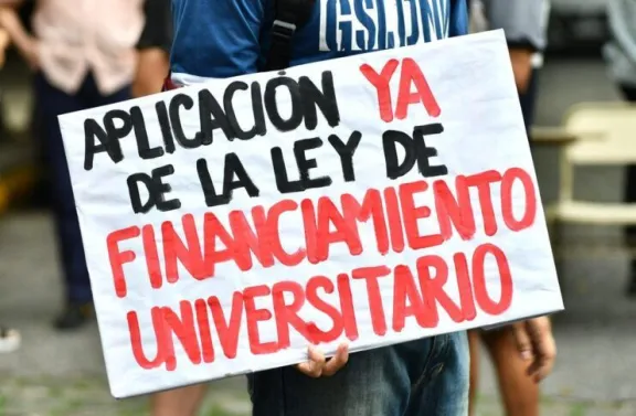 Financiamiento universitario: acusan al Gobierno de desfinanciar las universidades y desconocer una ley vigente