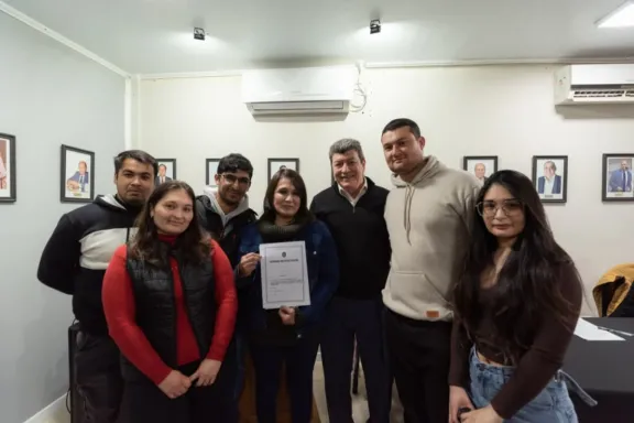 Familias de Santa Elena contarán con las escrituras de sus viviendas sociales