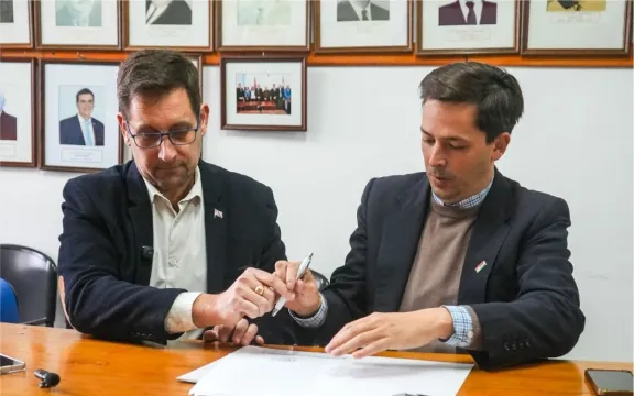 Enersa firmó convenio con Nogoya para avanzar con una futura planta fotovoltaica
