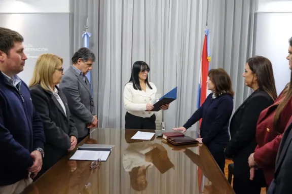 Juraron autoridades del Jurado de Enjuiciamiento y los letrados designados para el jury a Cecilia Goyeneche