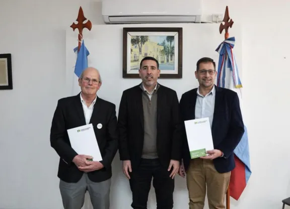 El CGE firmó convenios con Adimer y Enersa para potenciar la capacitación laboral y la formación profesional en la provincia