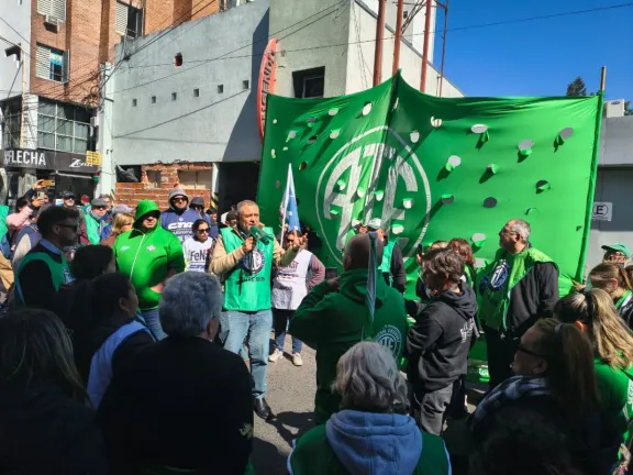 ATE movilizó a la Secretaría de Trabajo y exige la apertura urgente de paritarias · Examedia