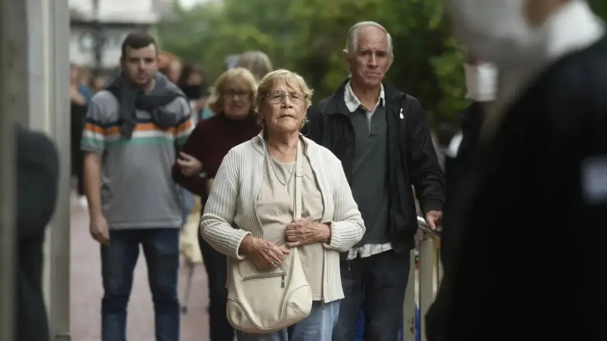 Jubilados y pensionados de Entre Ríos cobran esta semana por complementaria el 3,5% de movilidad